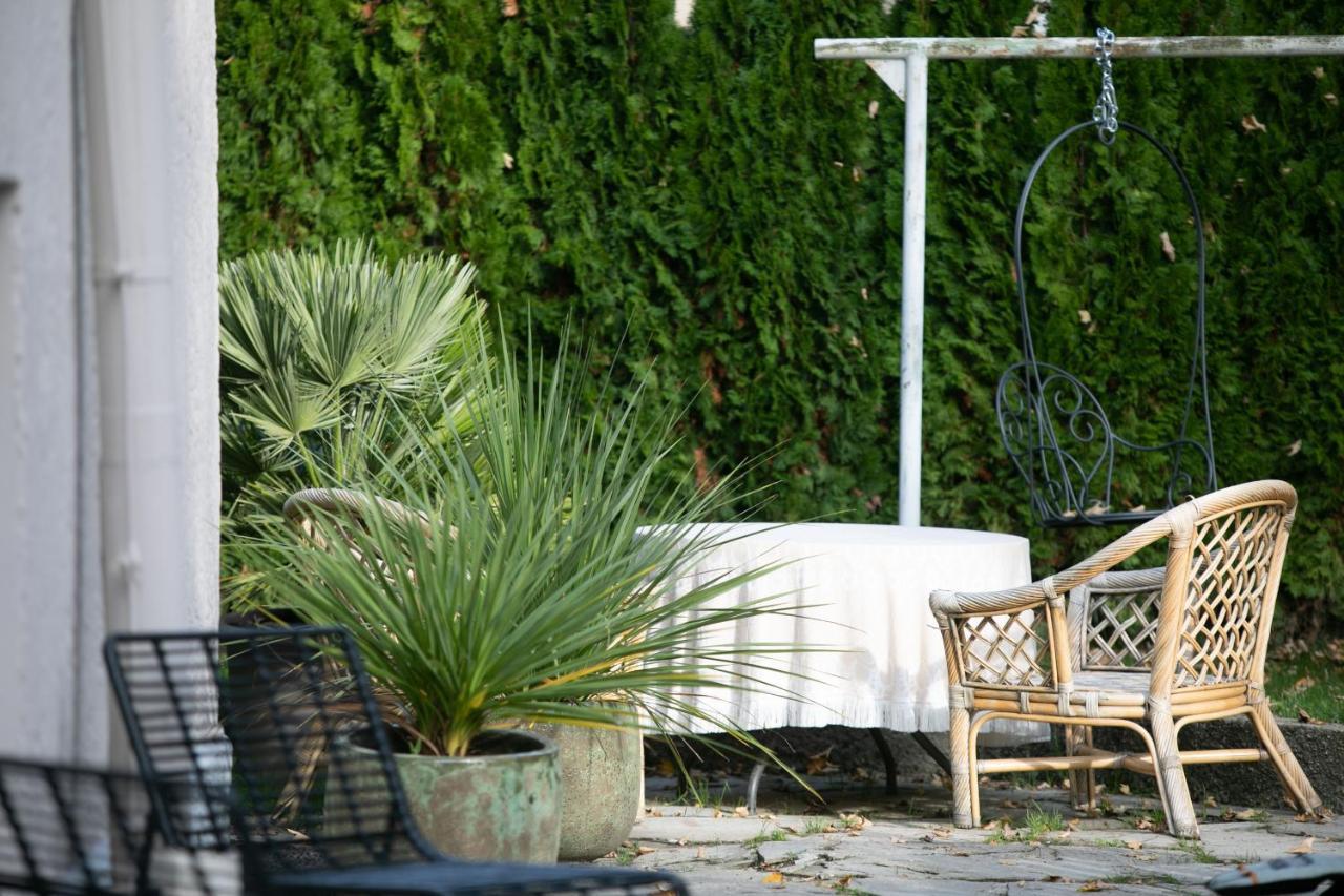 Family Wellhouse Green Garden Direct In Salzburg, Sunny Big Garden, Up To 16 Pax, Bikes For Free, Bbq, Sunbeds, Parking For Free, 15 Min Sound Of Music Bagian luar foto