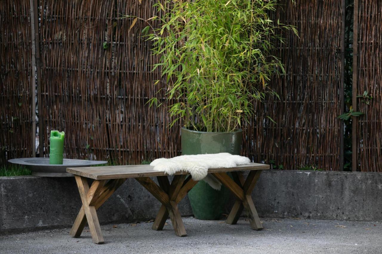 Family Wellhouse Green Garden Direct In Salzburg, Sunny Big Garden, Up To 16 Pax, Bikes For Free, Bbq, Sunbeds, Parking For Free, 15 Min Sound Of Music Bagian luar foto